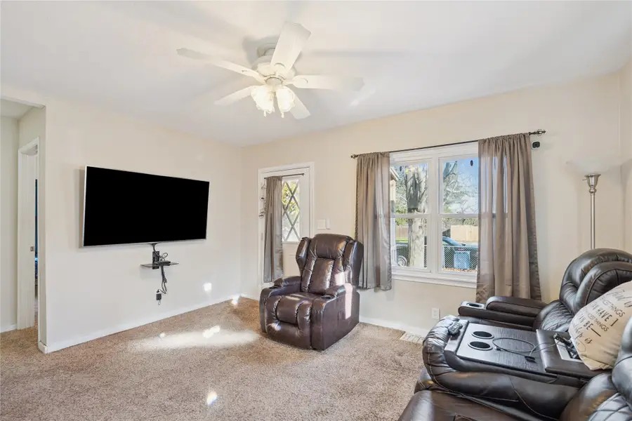 3500 E 32nd Street, Des Moines, IA 50317 - Image #3