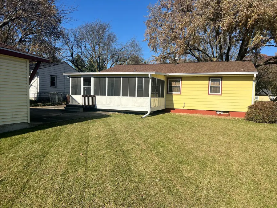 3416 Hillcrest Drive, Des Moines, IA 50310 - Image #2