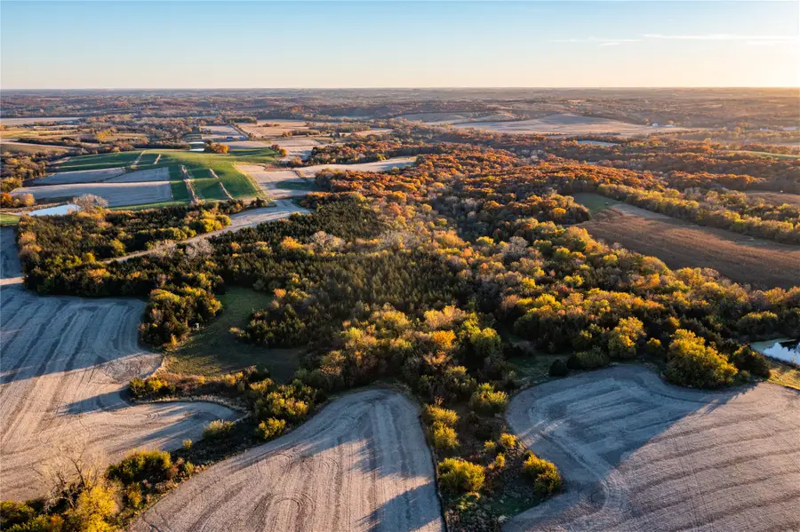 2060 Umbrella Avenue, Thayer, IA 50254 - Image #3