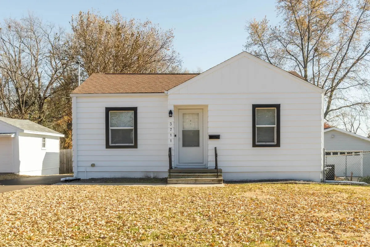 3711 37th Street, Des Moines, IA 50310 - Image #1