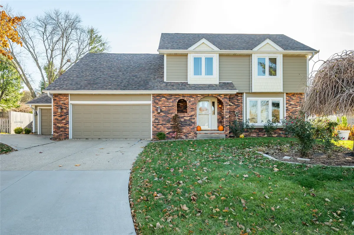 10544 Clark Street, Clive, IA 50325 - Image #1