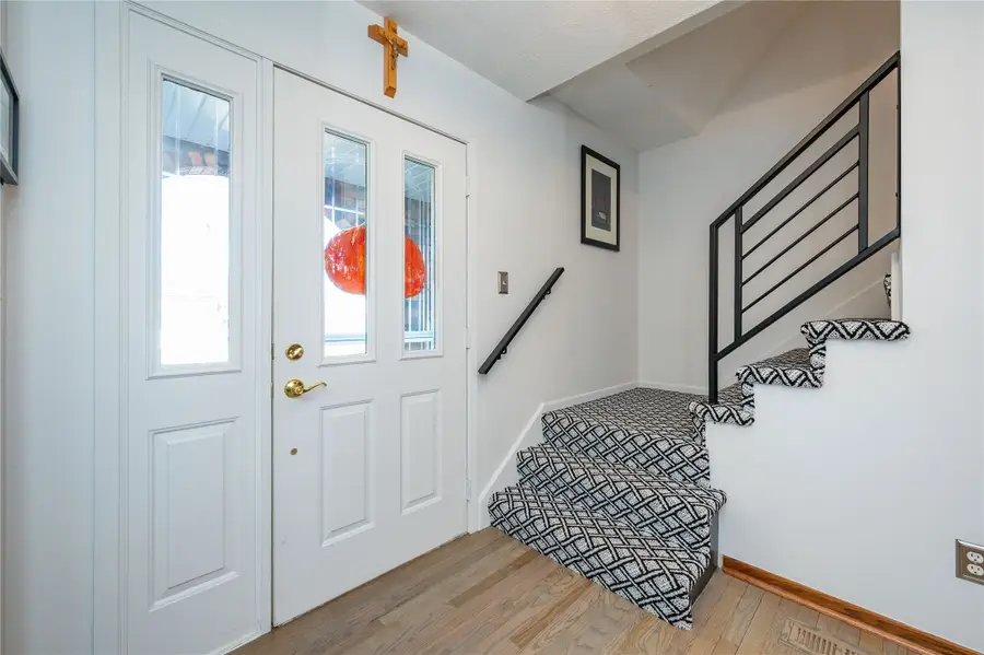 10544 Clark Street, Clive, IA 50325 - Image #2