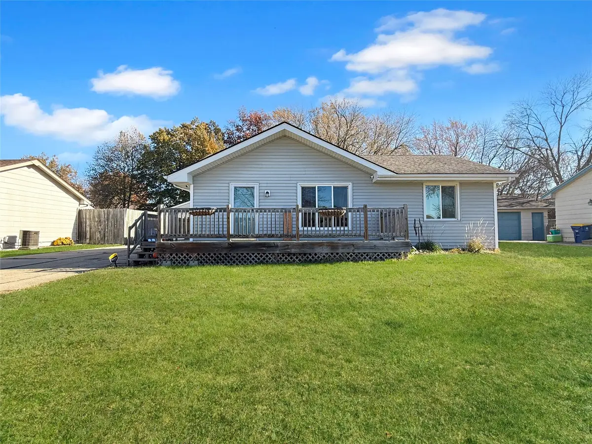 8315 Warren Drive, Des Moines, IA 50320 - Image #1