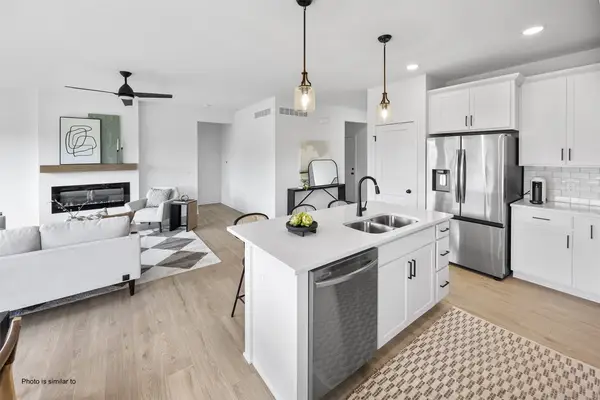 432 Napoli Avenue, West Des Moines, IA 50266