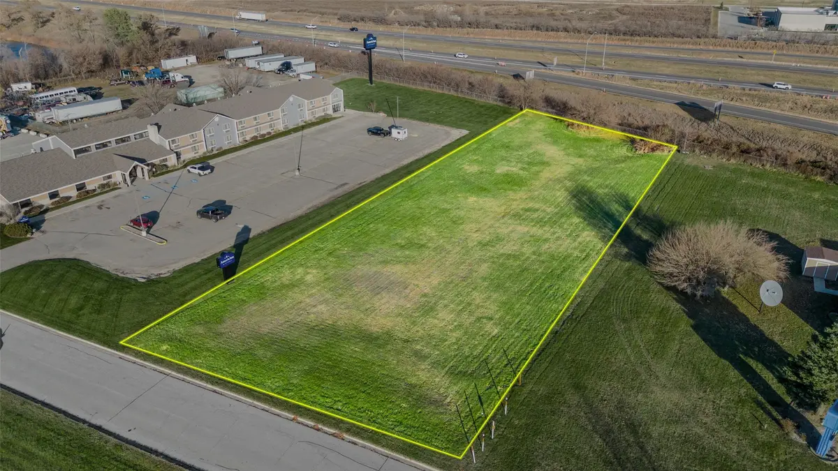 1356 N 25th Street, Clear Lake, IA 50428 - Image #1