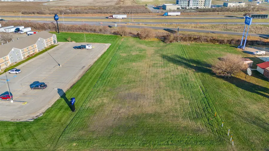 1356 N 25th Street, Clear Lake, IA 50428 - Image #2