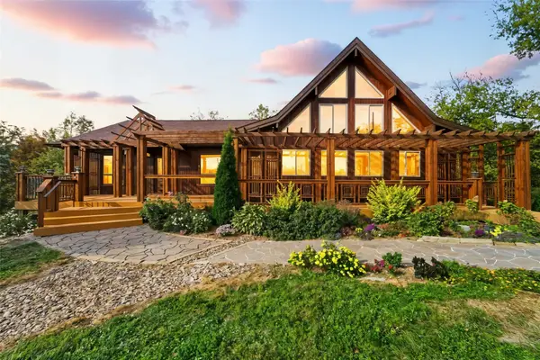 1022 Quebec Street, Knoxville, IA 50138