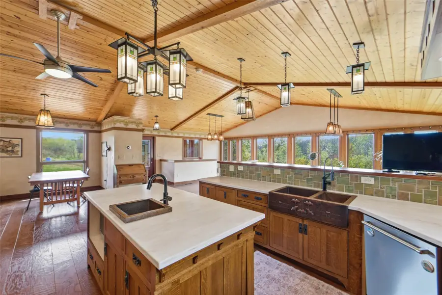 1022 Quebec Street, Knoxville, IA 50138 - Image #2