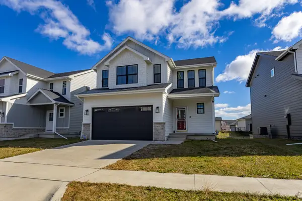 1409 NE Savana Drive, Grimes, IA 50111