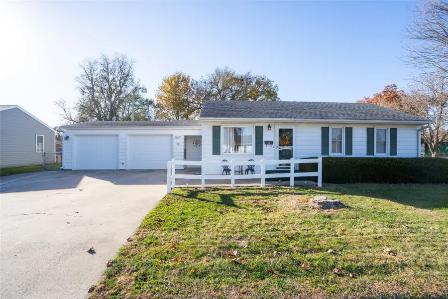 501 E 24th Street S, Newton, IA 50208 - Image #2