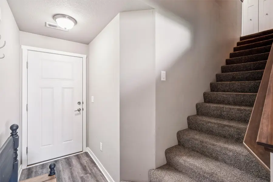 747 NE Macey Way, Waukee, IA 50263 - Image #2