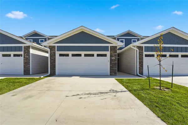249 NW Waverly Drive, Waukee, IA 50263