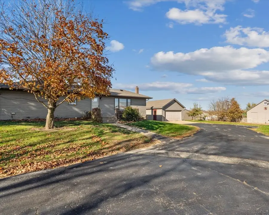 2307 E Pleasant Street, Knoxville, IA 50138 - Image #3