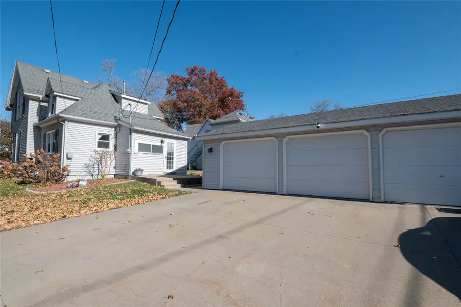 414 W Main Street, Knoxville, IA 50138 - Image #2