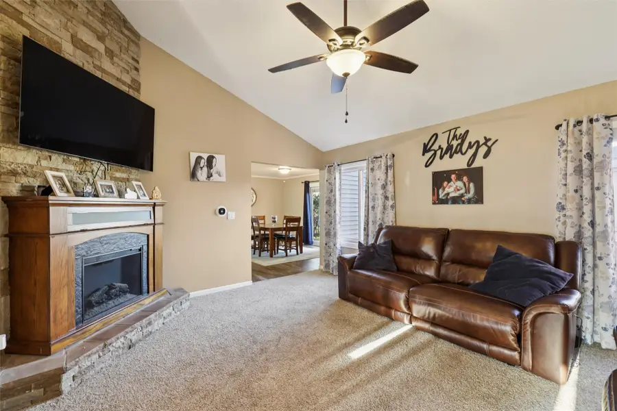 729 11th Street Se, Altoona, IA 50009 - Image #3