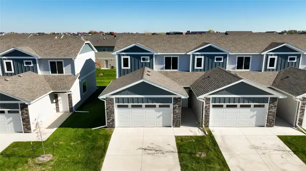 235 NW Waverly Drive, Waukee, IA 50263
