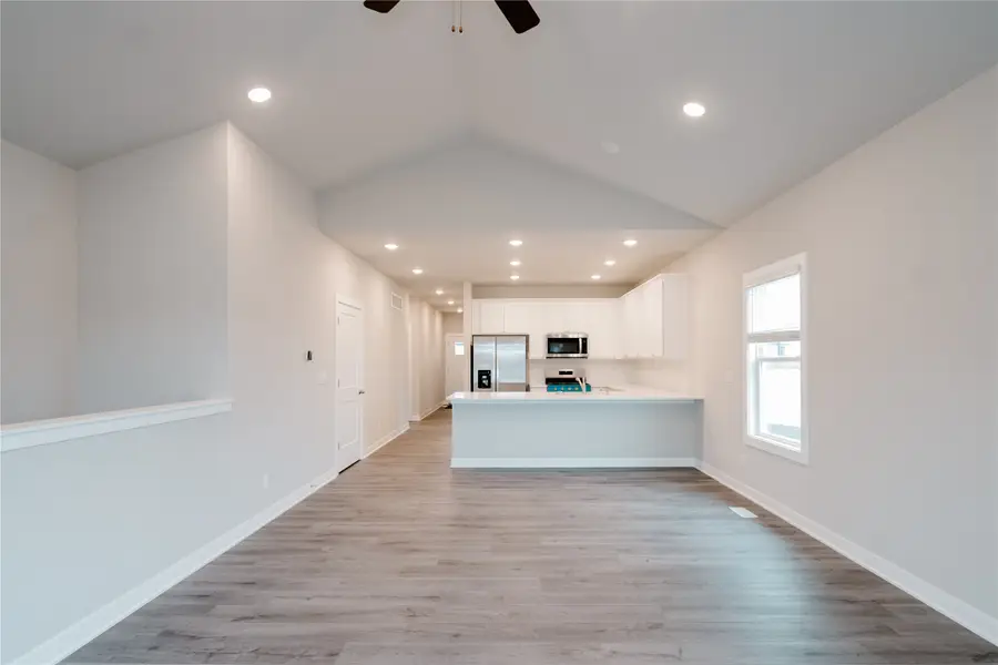 777 E 23rd Street N, Newton, IA 50208 - #3