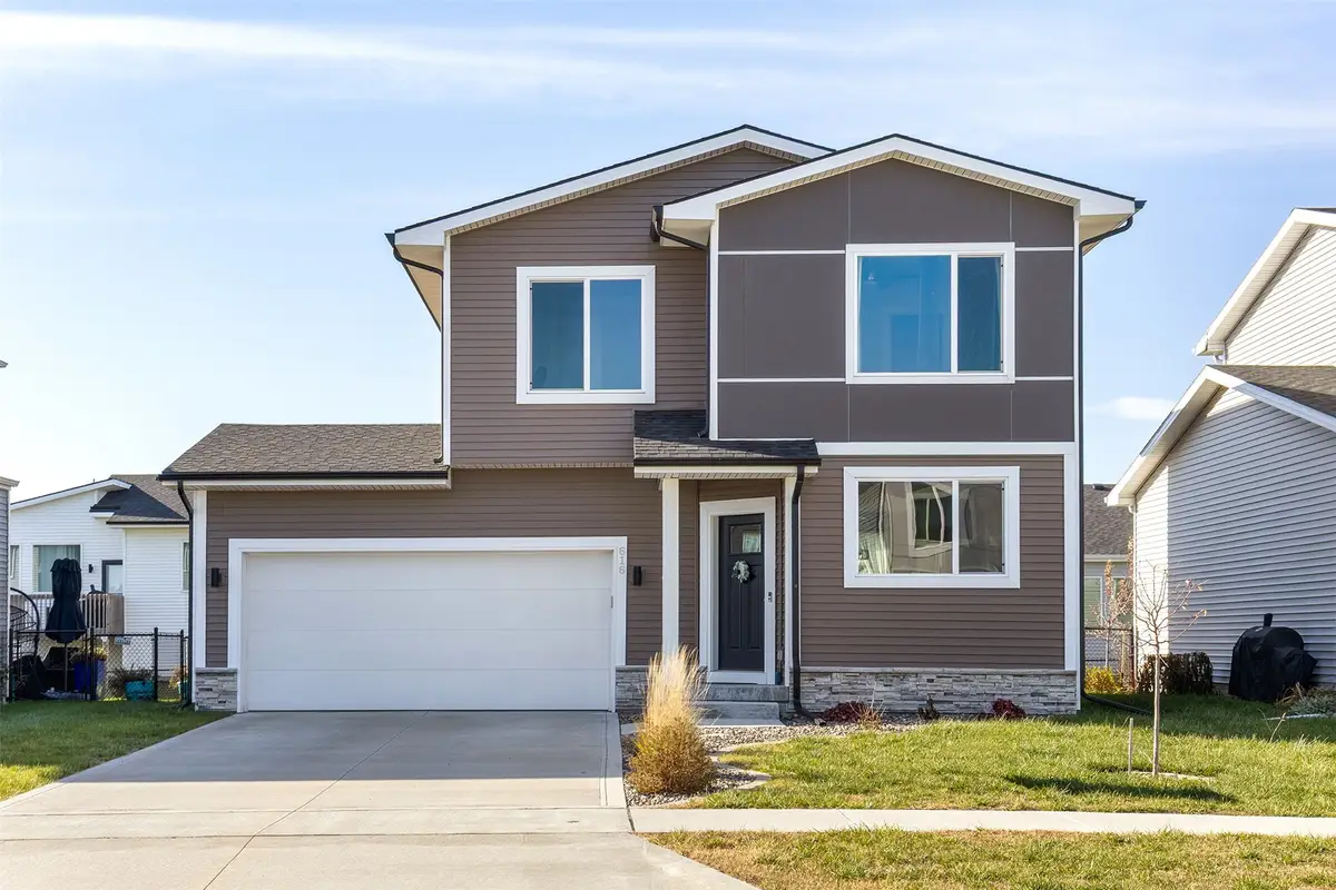 616 NE Pearl Drive, Ankeny, IA 50021 - Image #1