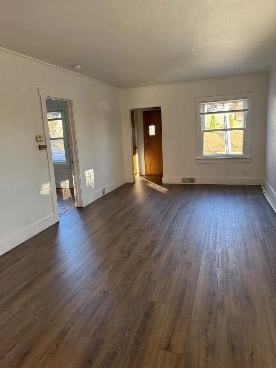 1602 E 32nd Street, Des Moines, IA 50317 - Image #3