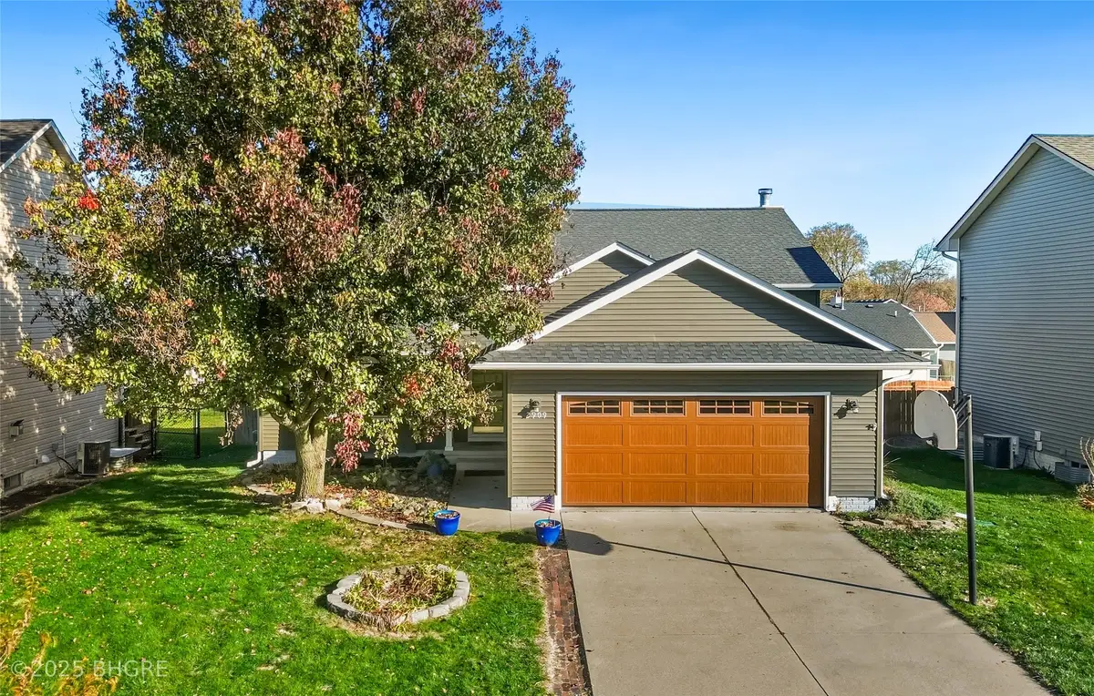 2909 Shadow Creek Lane, Des Moines, IA 50320 - Image #1