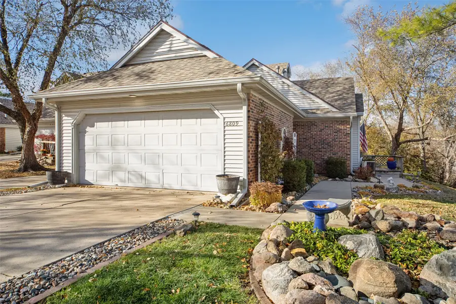 6809 Sharon Drive, Urbandale, IA 50322 - Image #3