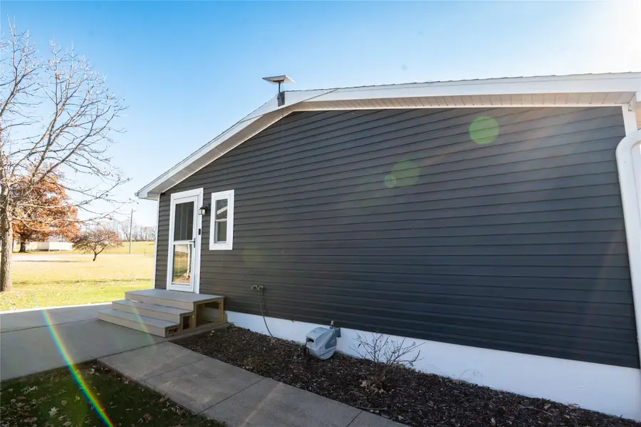 106 Bradley Street, Tracy, IA 50256 - Image #2