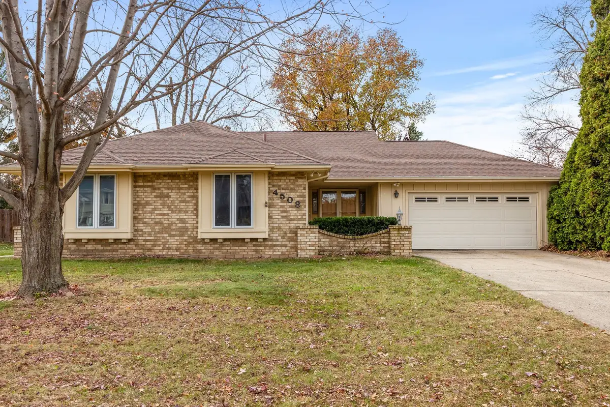 4508 74th Street, Urbandale, IA 50322 - Image #1