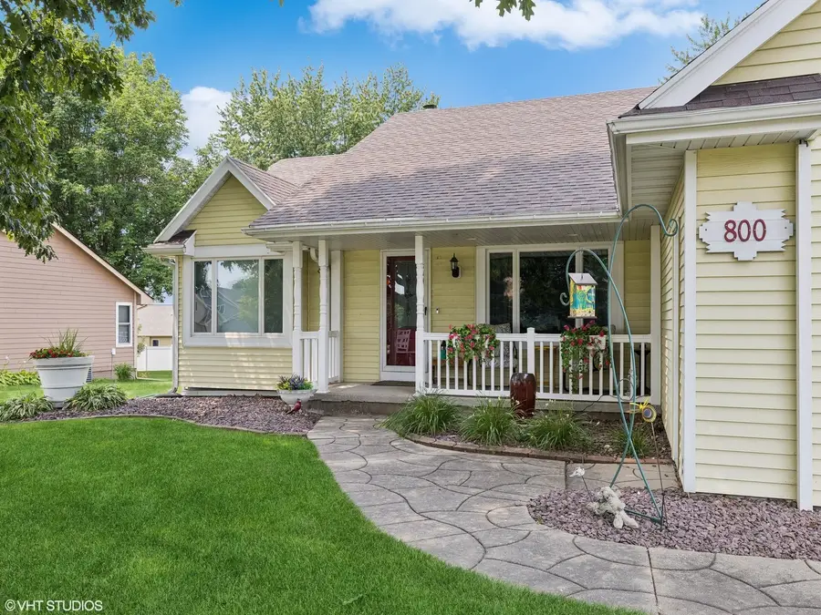 800 Scenic View Boulevard, Altoona, IA 50009 - Image #2