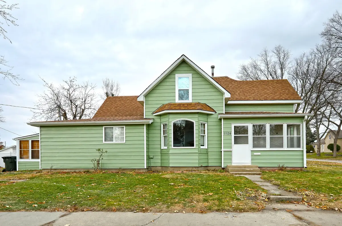 1924 Lucinda Street, Perry, IA 50220 - Image #1