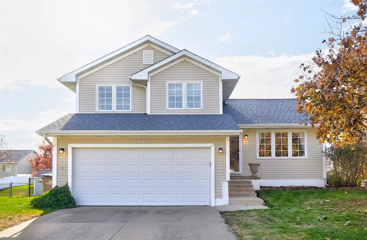 3442 Glenwood Drive, West Des Moines, IA 50265 - Image #1