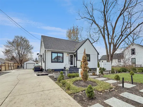 406 1st Street E, Altoona, IA 50009