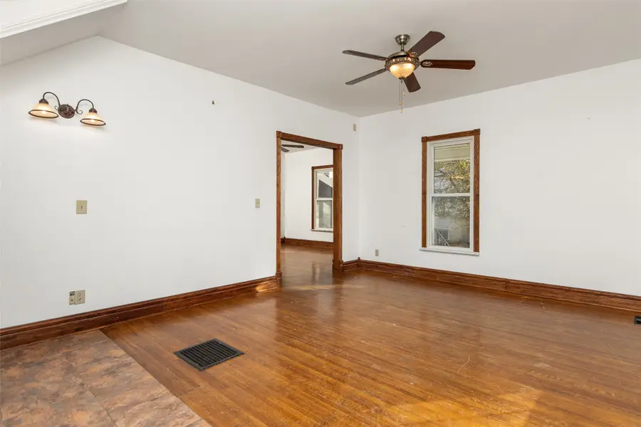 826 Duff Avenue, Ames, IA 50010 - Image #3