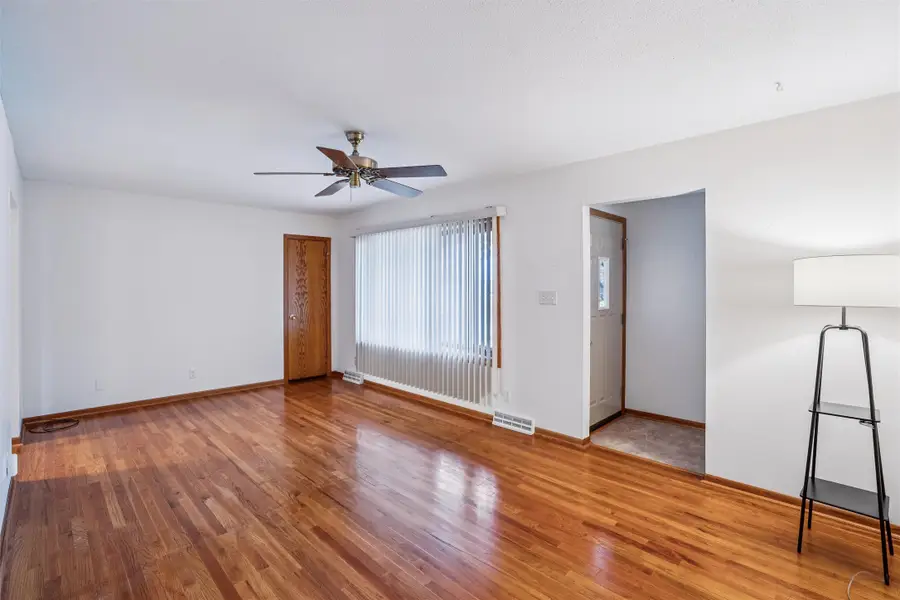 525 SW Westview Drive, Ankeny, IA 50023 - Image #3