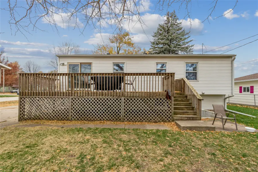 1419 Hobert Street, Knoxville, IA 50138 - Image #3