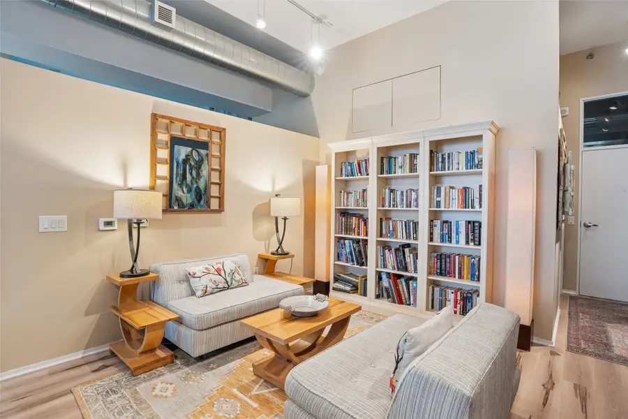 111 10th Street #406, Des Moines, IA 50309 - Image #3