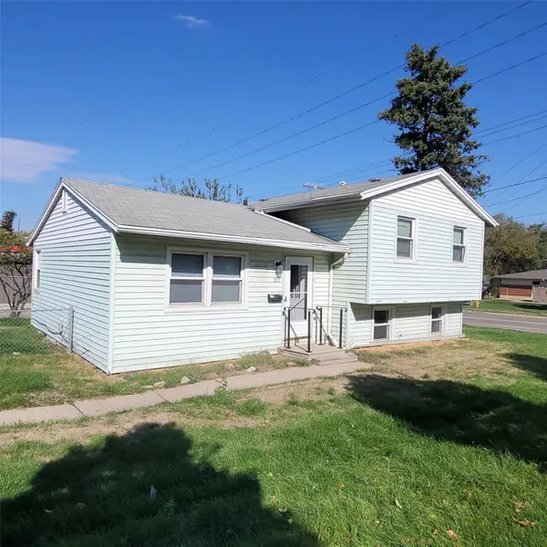 2822 Wedgewood Road, Des Moines, IA 50317