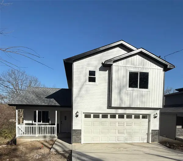 342 E Pleasant View Drive, Des Moines, IA 50315