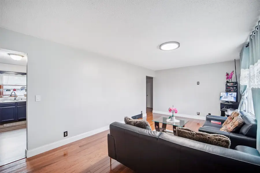 1830 Center Street, West Des Moines, IA 50265 - Image #3