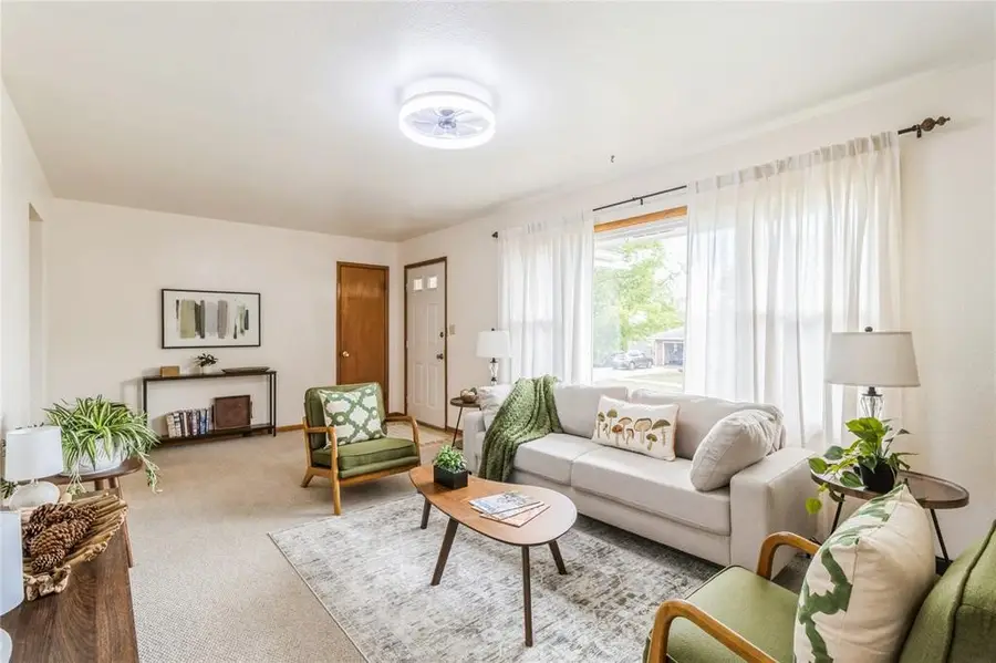 1506 W 6th Avenue, Indianola, IA 50125 - Image #3