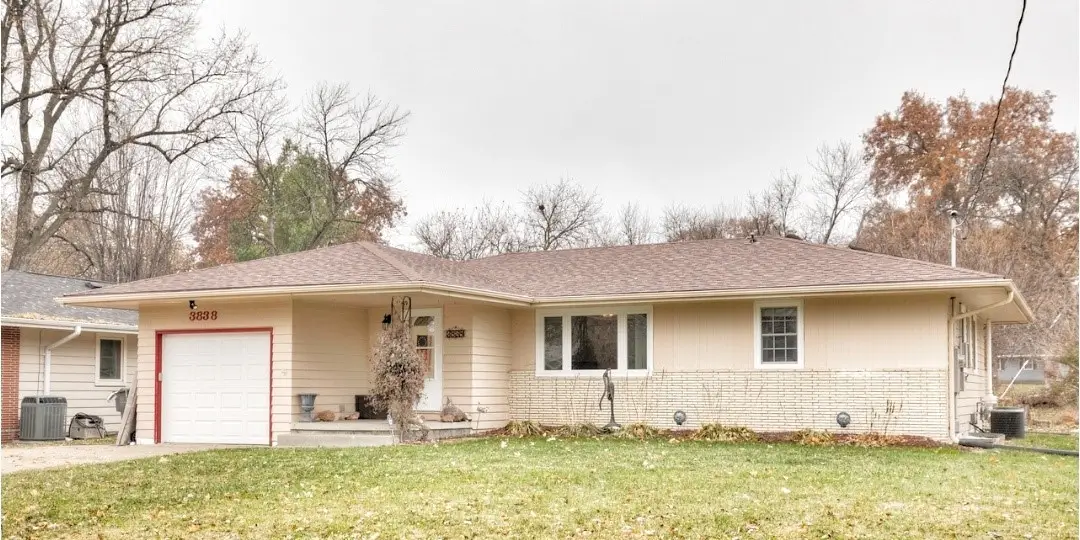 3838 Valdez Drive, Des Moines, IA 50310 - Image #1