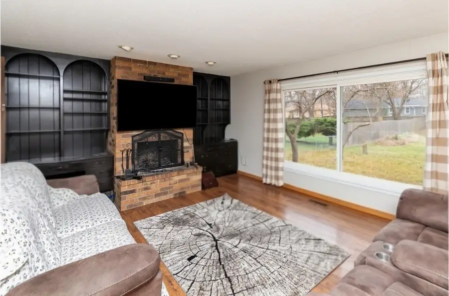 3838 Valdez Drive, Des Moines, IA 50310 - Image #3