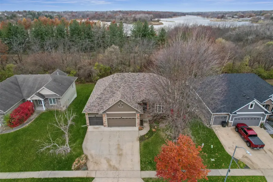 4116 Lakewood Lane, Des Moines, IA 50320 - Image #2