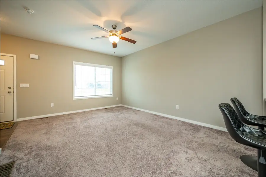 619 Kingston Avenue, Norwalk, IA 50211 - Image #2