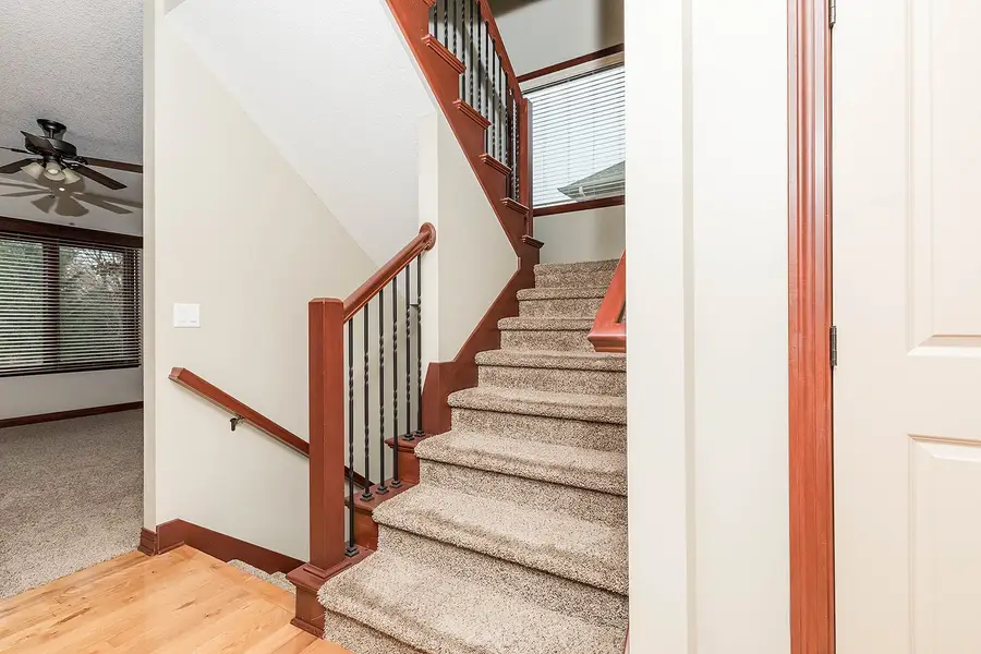 8700 Wooded Point Drive, Johnston, IA 50131 - Image #3