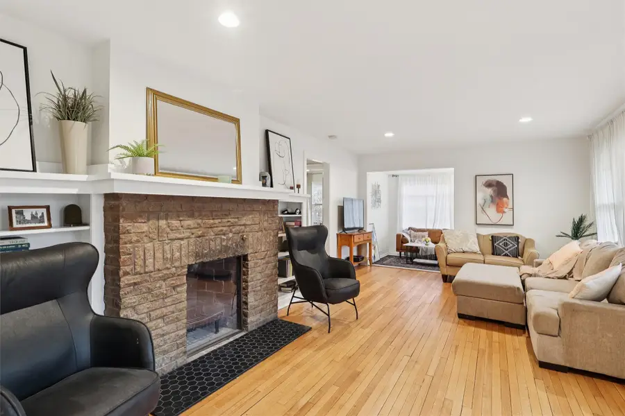 3817 Lanewood Drive, Des Moines, IA 50311 - Image #2