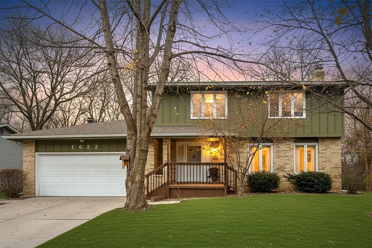 1622 NW 109th Street, Clive, IA 50325 - Image #1