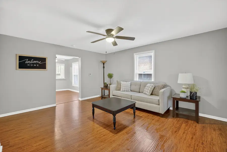 410 W Washington Street, Monroe, IA 50170 - Image #2