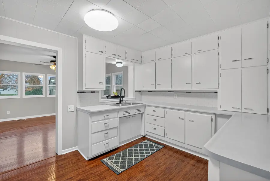 410 W Washington Street, Monroe, IA 50170 - Image #3