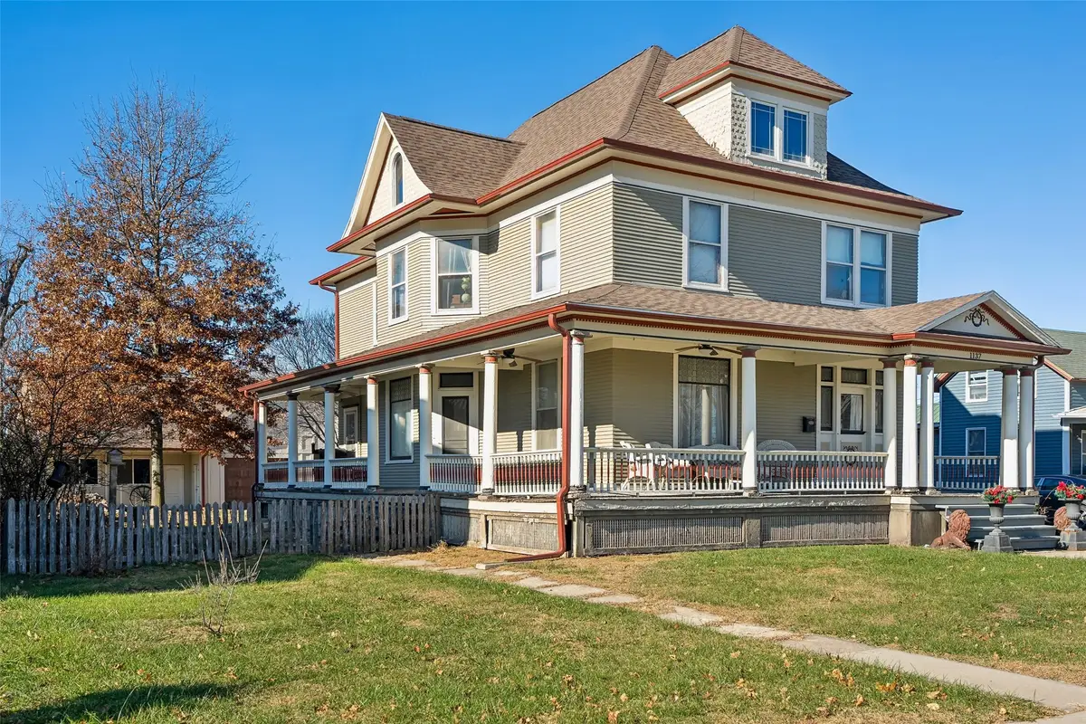 1137 West Street, Grinnell, IA 50112 - Image #1