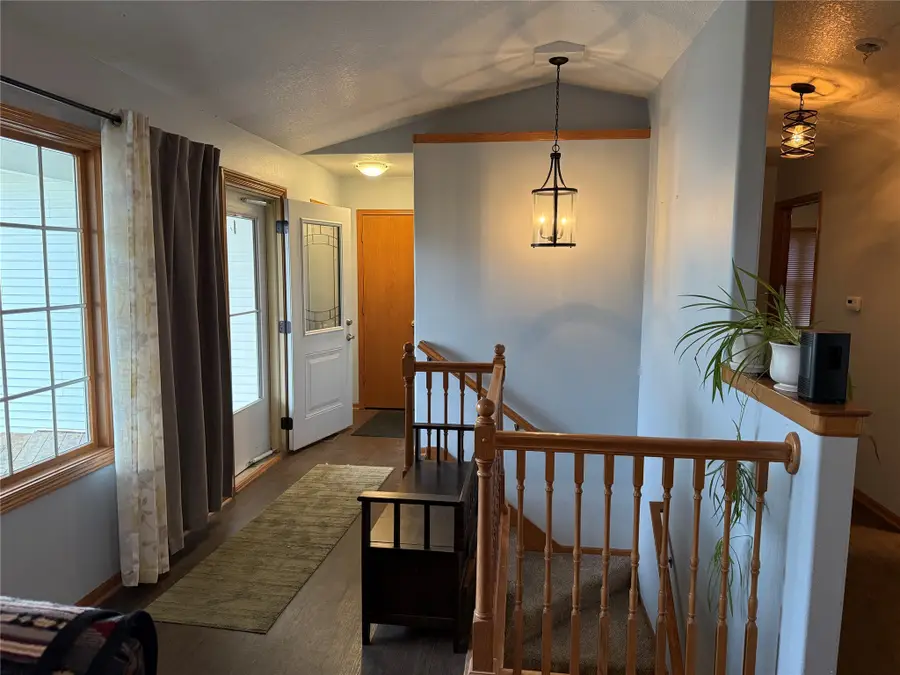 212 N 14th Avenue, Winterset, IA 50273 - Image #3